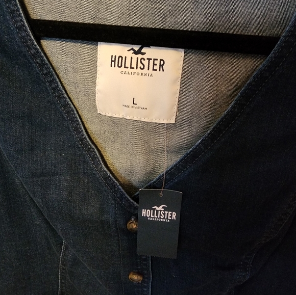 Hollister Tailored Vest - Picture 4 of 5